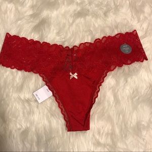 Vibrant red aerie thong NWT